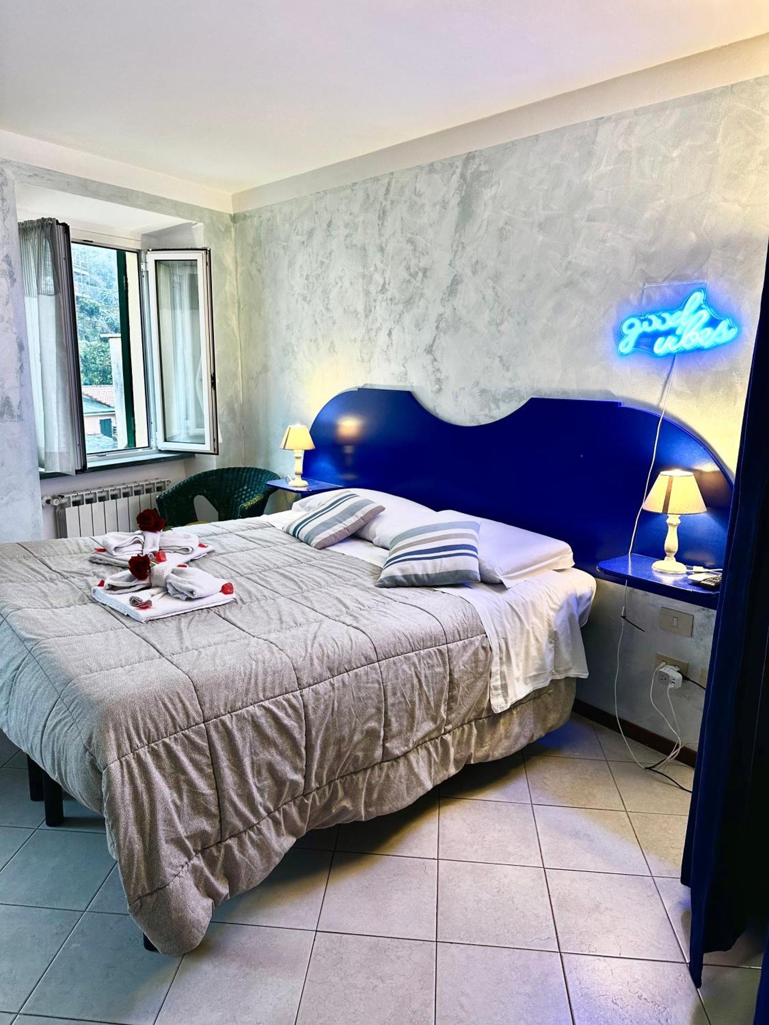 Good Vibes Penthouse Ca Lidia 5Terreparco Lägenhet Riomaggiore Exteriör bild